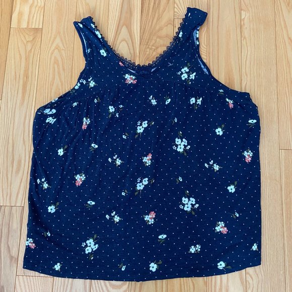 Maurices Floral Button Up Crochet Trim Tank Top Size Large - Picture 3 of 10